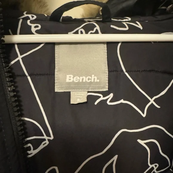 Bench light winter jacket - Picture 2 of 4